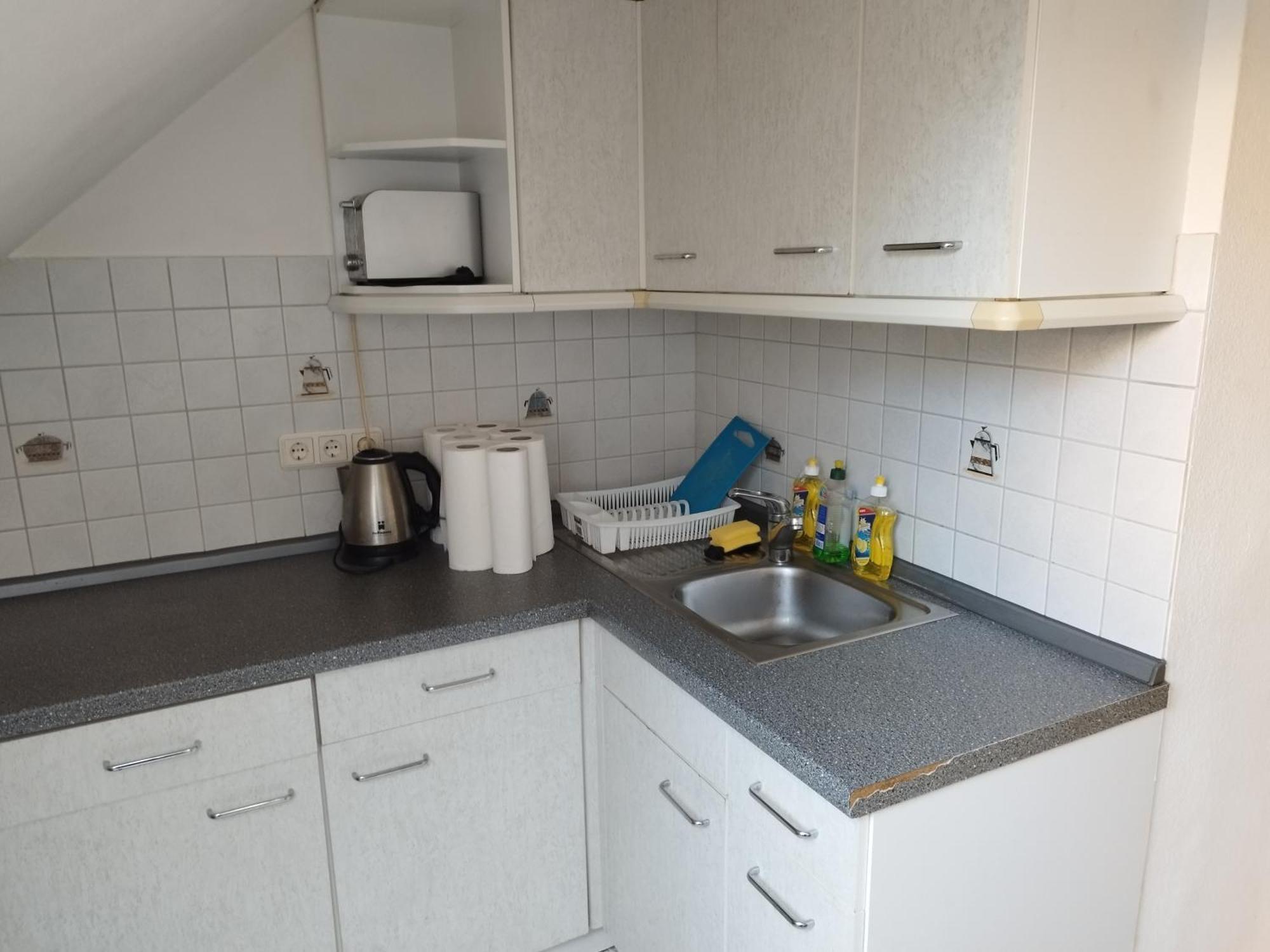Flex Aparts - Grosse, Moeblierte Wohnung In Zwickau Mit 2 Zimmern Esterno foto